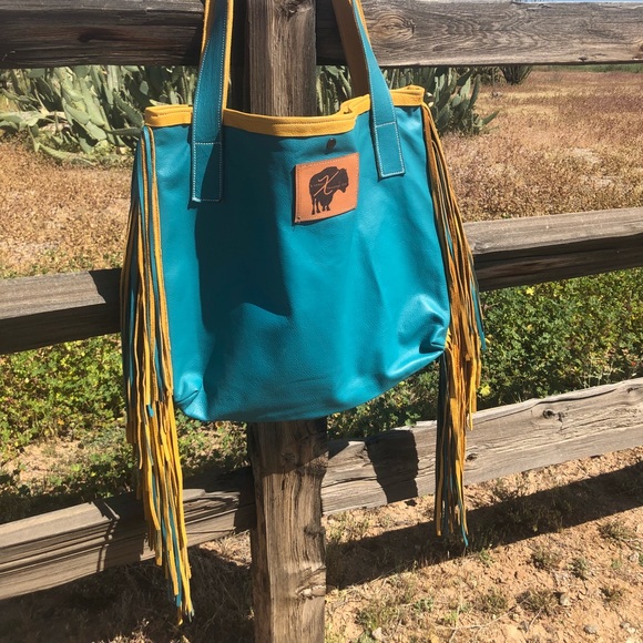 ๐ฅHP Leather & Navajo Aztec Wool Purse Long Fringe - Picture 4 of 8